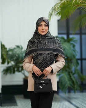 روسری ابریشم ژاکارد قواره 140 30212