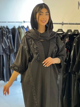 مانتو عبایی ژاکارد سنگدوزی شده