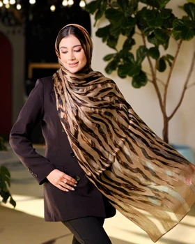 شال ابریشم میله ای زبرا 20623