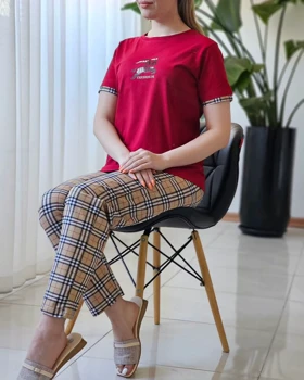 تی‌شرت و شلوار burberry