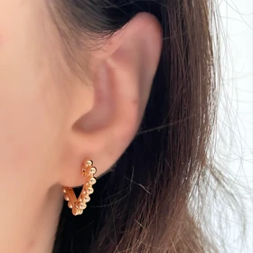 گوشواره های ژوپینگ