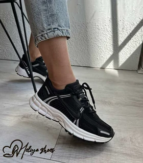 کتانی نایک ومرو nike vomero