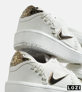 کفش کتانی مردانه و زنانه سفید NIKE jordan 1 low gold