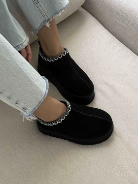 UGG رو دوخت