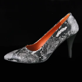 کفش پاشنه‌دار زنانه چرم یلسان مدل کاترین کد 617-RTL