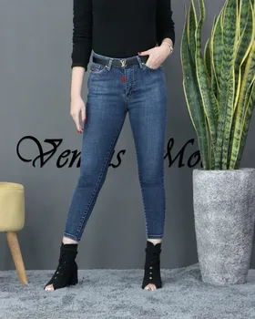 شلوار جین آبی