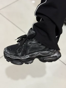 کتانی بالنسیگا پولیشی مشکی