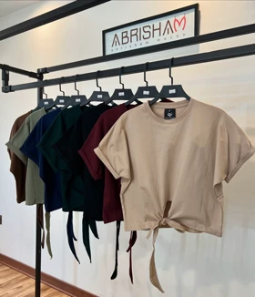 تی‌شرت گره‌ای