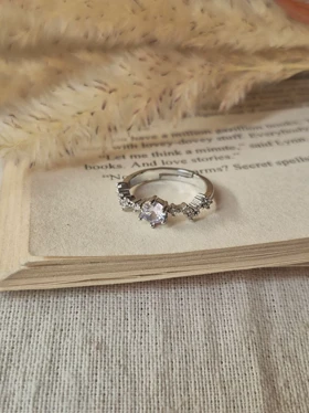 انگشتر جواهری فری سایز نگین دایره