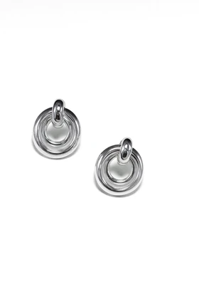 گوشواره حلقه‌ای مینیمال