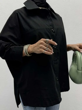 شومیز اور 5 دکمه