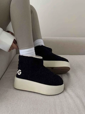 UGG تدی