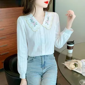 شومیز یقه گلدوزی