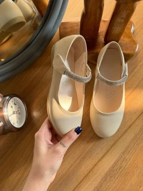 خرید آنلاین کفش مجلسی نگینی دخترانه شیک و درخشان