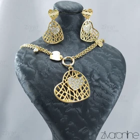 نیم ست طرح قلب طلایی مارکیز 10219