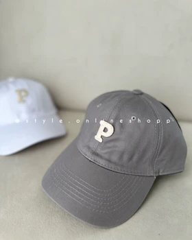کلاه بیسبالی طرح p