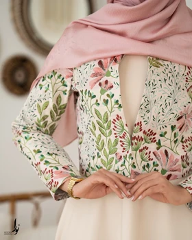 کت سارافن دلوین