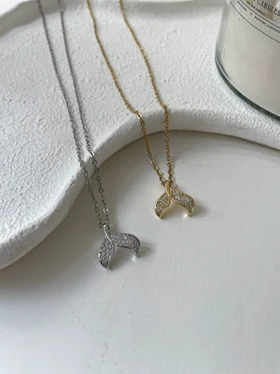 گردنبند وال نگیندار