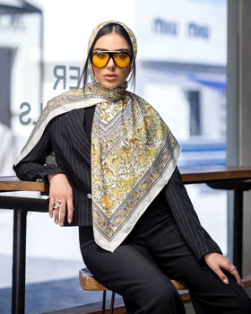 روسری ساتن