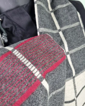 شال گردن موهر دو رو سیلکا طرح چهارخانه