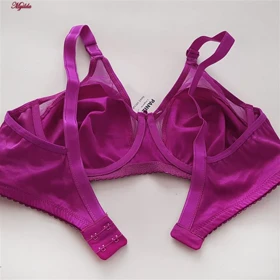 ست شورت و سوتین ساتن زنانه پانیذ مدل فنردار سرخابی کد 4649