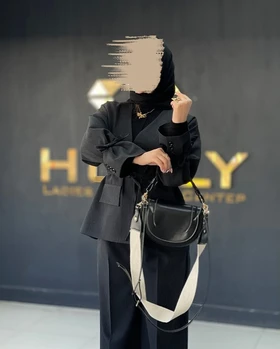 کت و شلوار دیپلمات