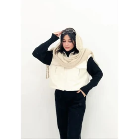 جلیقه زمستانی زنانه با دو جیب و زیپ جلو جنس چرم