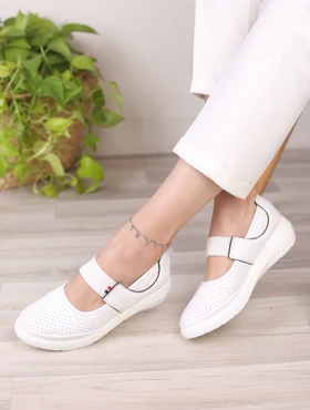 کفش پرسنلی زنانه دکترتام