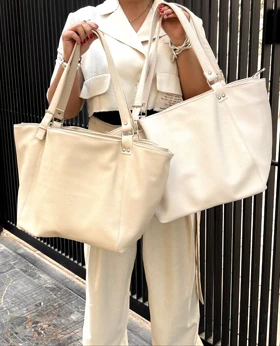 کیف بزرگ پروا