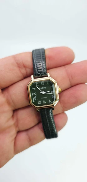 ساعت مچی زنانه باوک BAOKE بند چرمی ، اسپرت و روزمره با جعبه کادویی