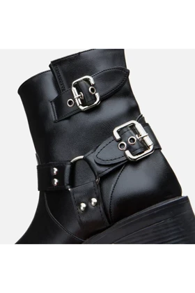 بوت و نیم بوت زنانه yaya-by-hotic yaya-by-hotic