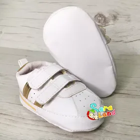 پاپوش نوزادی چسبی طلایی