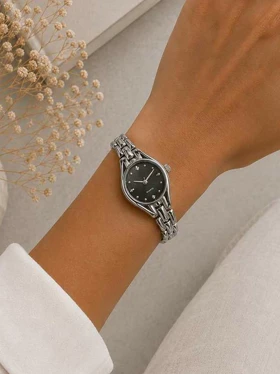 ساعت مچی زنانه بیضی بند نقره ای کد W478 (مشکی)
