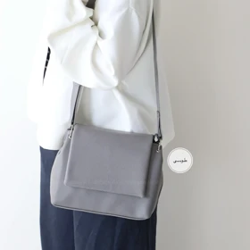 کیف زنانه دوشی مدل پرتو