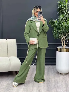 ست مانتو و شلوار یقه انگلیسی جیب نما