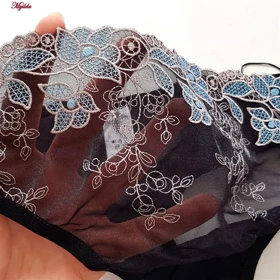 ست شورت و سوتین زنانه برتا مدل فنردار گلدوزی