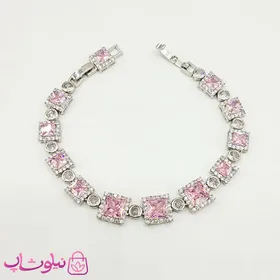 دستبند دخترانه نگین‌دار نقره ای با کریستالهای مربعی صورتی