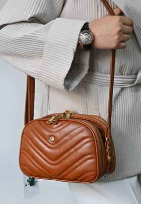 کیف دوشی بنو مدل 4870 (عسلی)