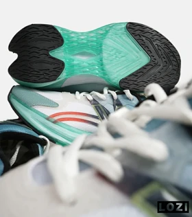 کفش کتانی مردانه و زنانه سفید آبی سبز NEW BALANCE More Trail v3