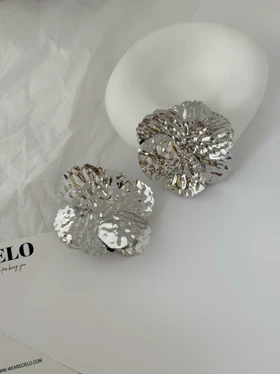 گوشواره بزرگ گل