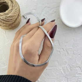 گردنبند زنانه مدل سرپینا طرح زنجیر ماری براق