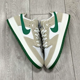 کفش کتانی اسپرت مردانه رنگ سفید کرم مدل نایک ایر NIKE