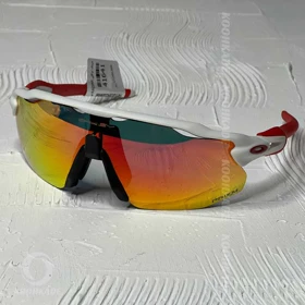 عینک اوکلی مدل رادار Oakley Radar