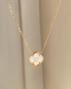 گردن‌بند استیل