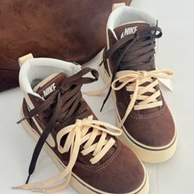 کتانی نایک ساق‌دار سوئیت 9970