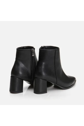 بوت و نیم بوت زنانه yaya-by-hotic yaya-by-hotic