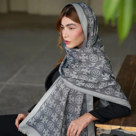 شال ژاکارد 20697 Tory Burch