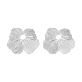 گوشواره زنانه مدل گل مروارید