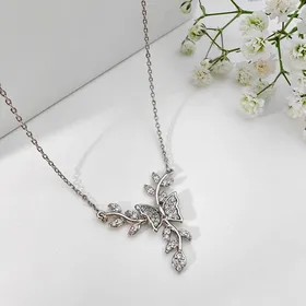 گردنبند گل و پروانه ژوپینگ کد 613