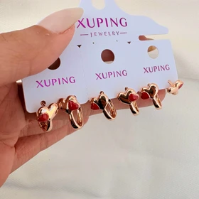 گوشواره قلب طلایی و قرمز ژوپینگ